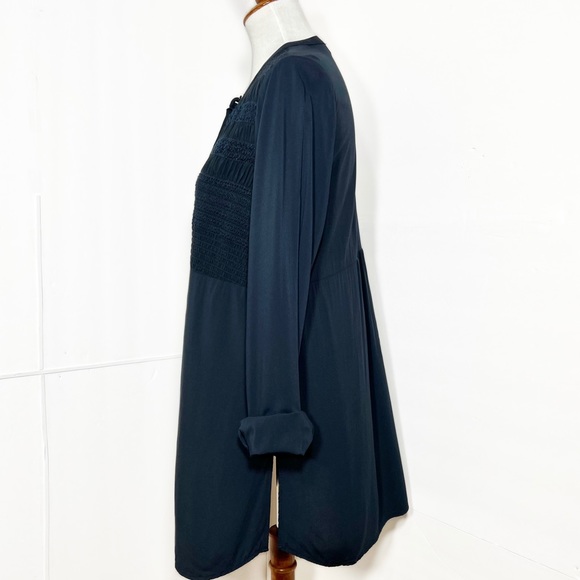 J. Jill Navy Blue Smocked Long Sleeve Buttondown Tunic - Picture 4 of 10